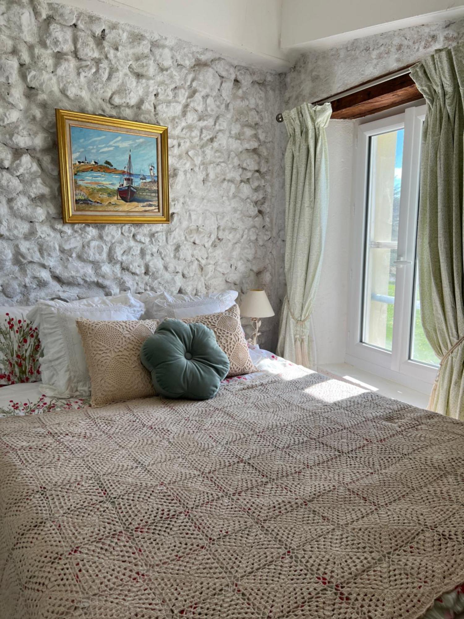 Entire Apartment With Swimming Pool Near Aubeterre Saint-Romain  Kültér fotó